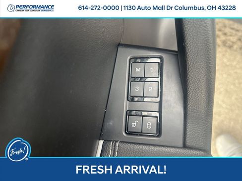 Used 2017 Jaguar F-PACE R-Sport image 13