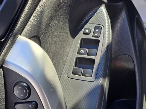 Used 2019 Mitsubishi Eclipse Cross ES image 14