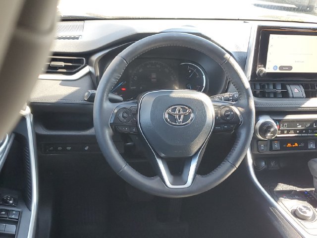 Used 2025 Toyota RAV4 XLE w/ Convenience Package AWD/4WD image 13