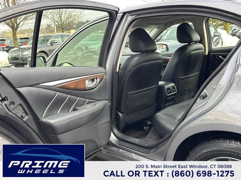 Used 2015 INFINITI Q50 Premium w/ Deluxe Touring Package image 11