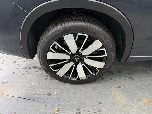 New 2026 Mitsubishi Outlander SEL AWD/4WD image 36