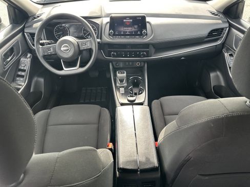 Used 2024 Nissan Rogue S image 22