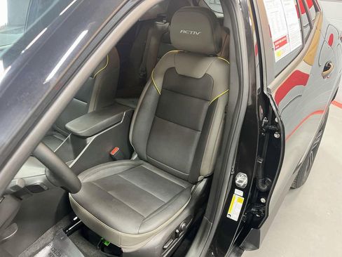 Used 2025 Chevrolet Trax ACTIV w/ Driver Confidence Package FWD image 18