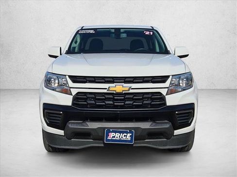 Used 2021 Chevrolet Colorado LT RWD image 2
