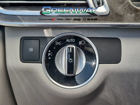 Used 2014 Mercedes-Benz E 350 Sedan w/ Premium 1 Package image 24