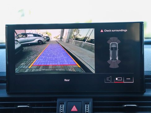 Used 2024 Audi Q5 2.0T Premium image 16