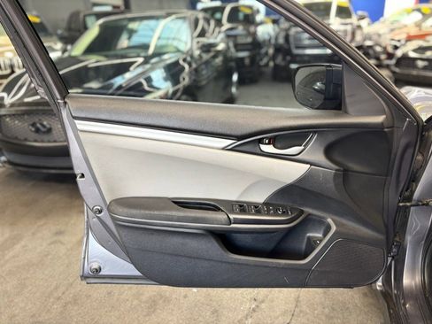 Used 2019 Honda Civic LX image 7