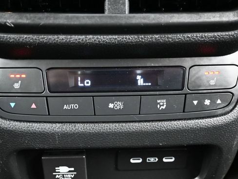 Used 2024 Honda Passport Black Edition image 32