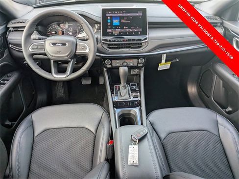 New 2026 Jeep Compass Latitude image 15