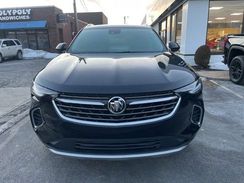 Used 2023 Buick Envision Essence image 2