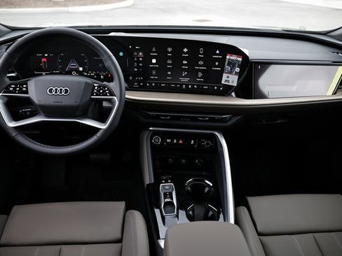 New 2025 Audi Q5 Prestige image 26