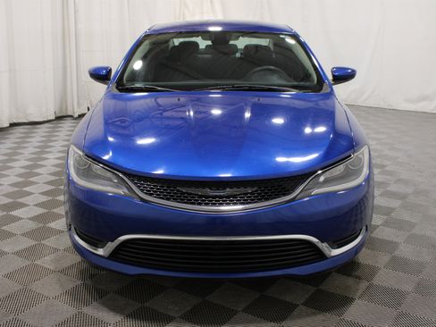 Used 2015 Chrysler 200 Limited FWD image 29