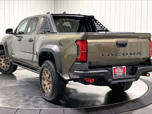 New 2026 Toyota Tacoma 4x4 Double Cab Hybrid image 3