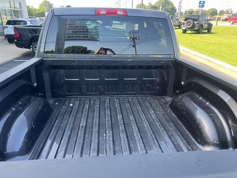 Used 2024 RAM 1500 Warlock RWD image 12