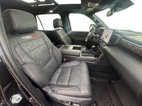 Used 2025 Toyota Sequoia TRD Pro AWD/4WD image 16