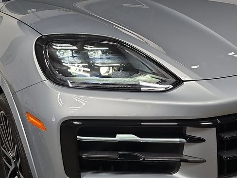 New 2026 Porsche Cayenne AWD/4WD image 12