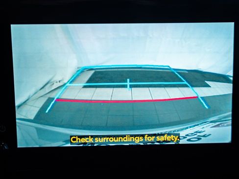 Used 2024 Toyota Corolla Cross SE image 35