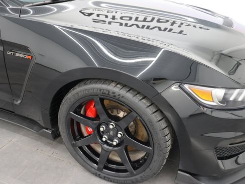 Used 2016 Ford Mustang Shelby GT350R w/ GT350R Equipment Group 920A RWD image 20