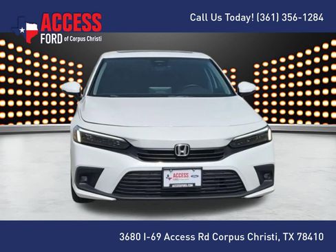 Used 2024 Honda Civic Touring image 3
