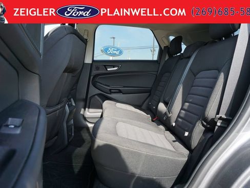 Used 2024 Ford Edge SE AWD/4WD image 11