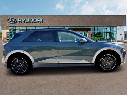 New 2026 Hyundai Ioniq 5 Limited RWD image 9