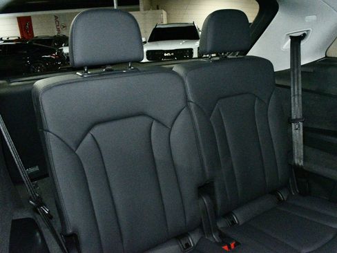 Used 2023 Audi Q7 3.0T Prestige w/ Prestige Package image 22