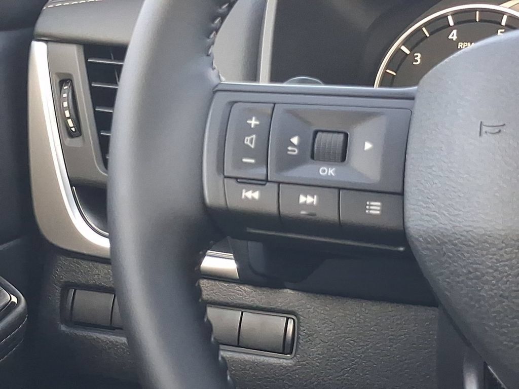 New 2026 Nissan Rogue Dark Armor FWD image 11