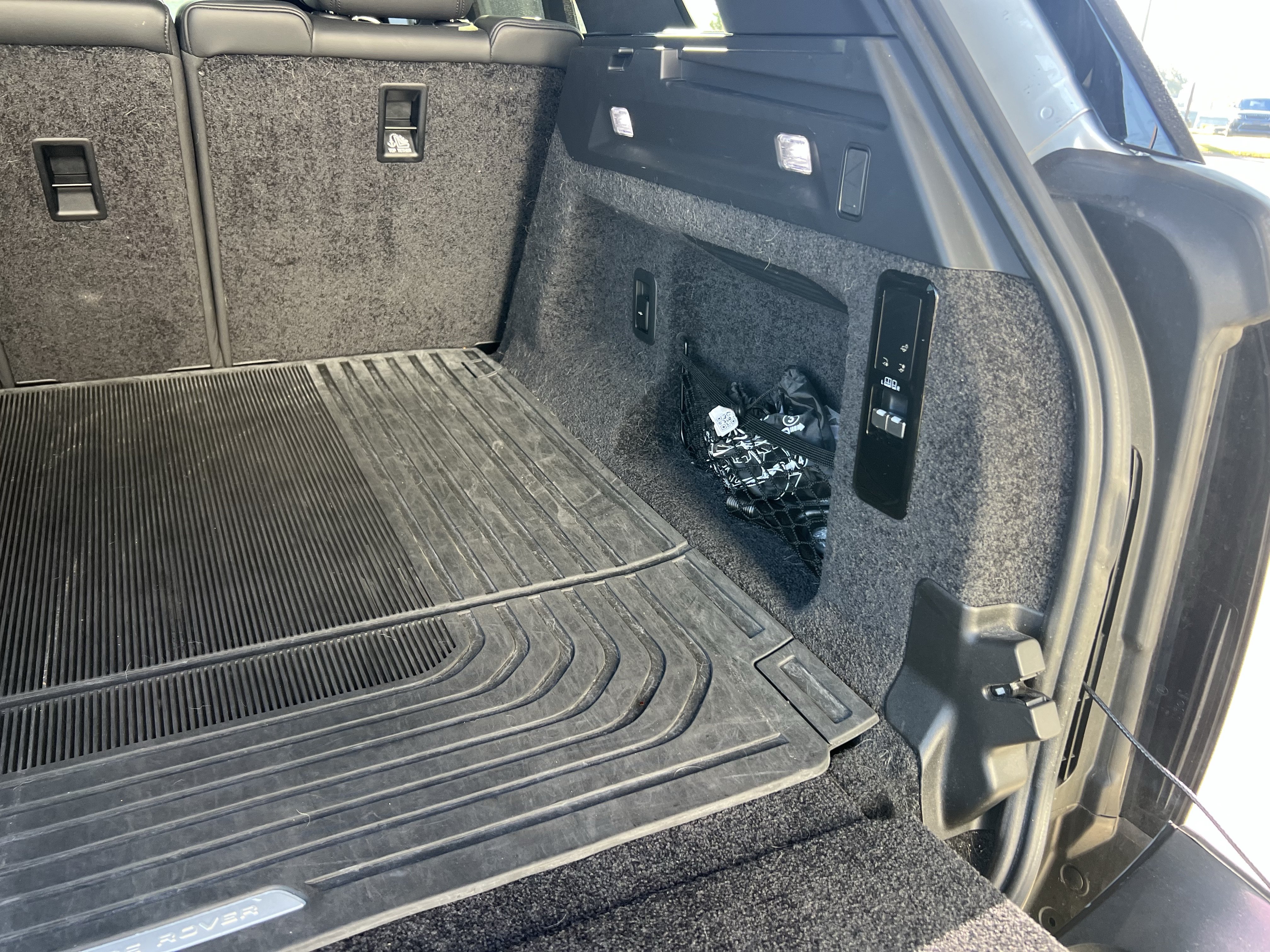 Used 2024 Land Rover Range Rover SE AWD/4WD image 35