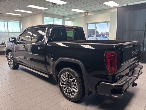 Used 2024 GMC Sierra 1500 Denali Ultimate image 5