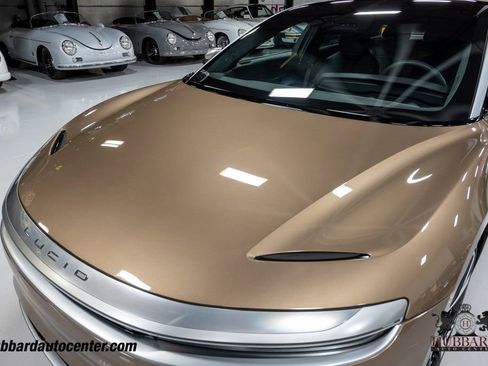 Used 2022 Lucid Air Dream Edition image 32