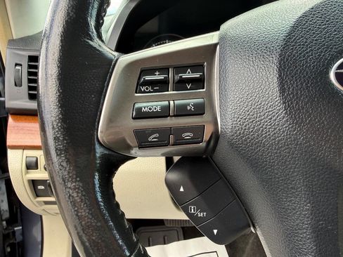 Used 2013 Subaru Outback 2.5i Limited AWD/4WD image 17