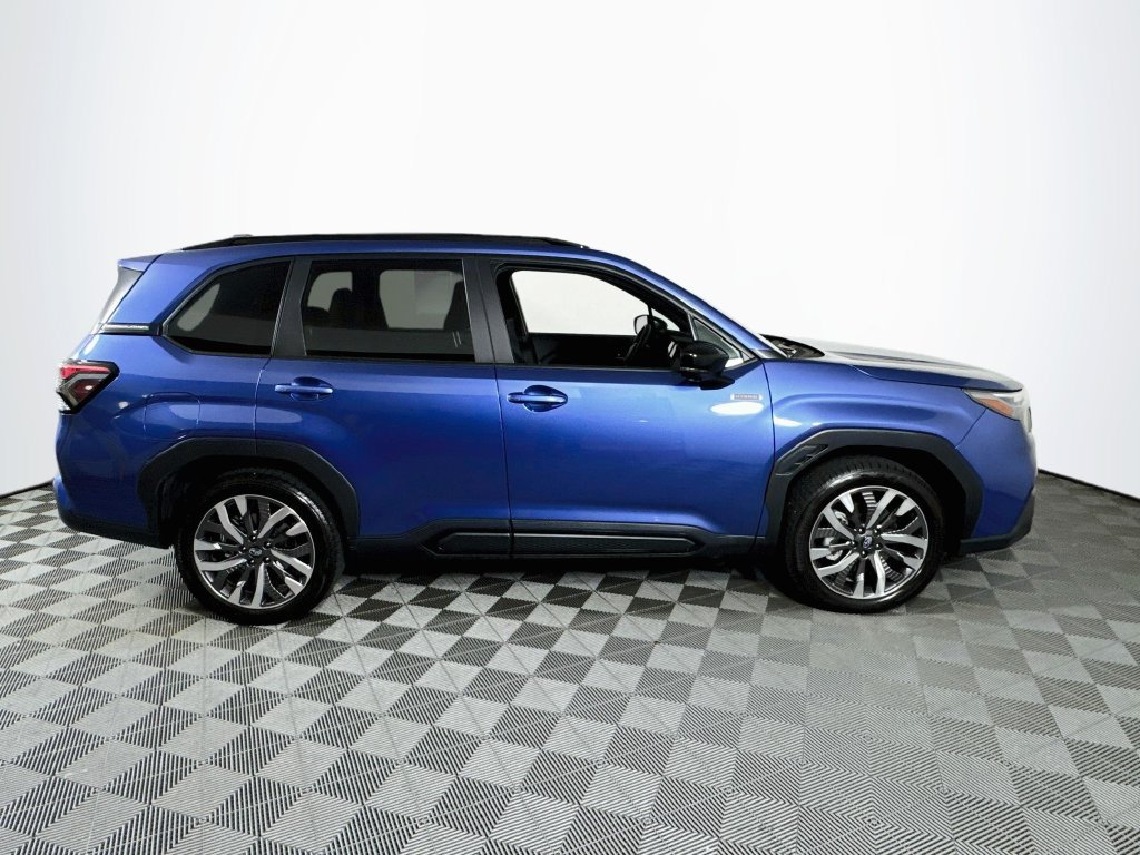 Used 2026 Subaru Forester Touring AWD/4WD image 8