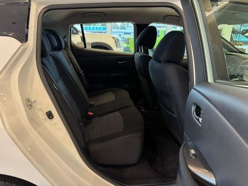 Certified 2023 Nissan Leaf S image 28