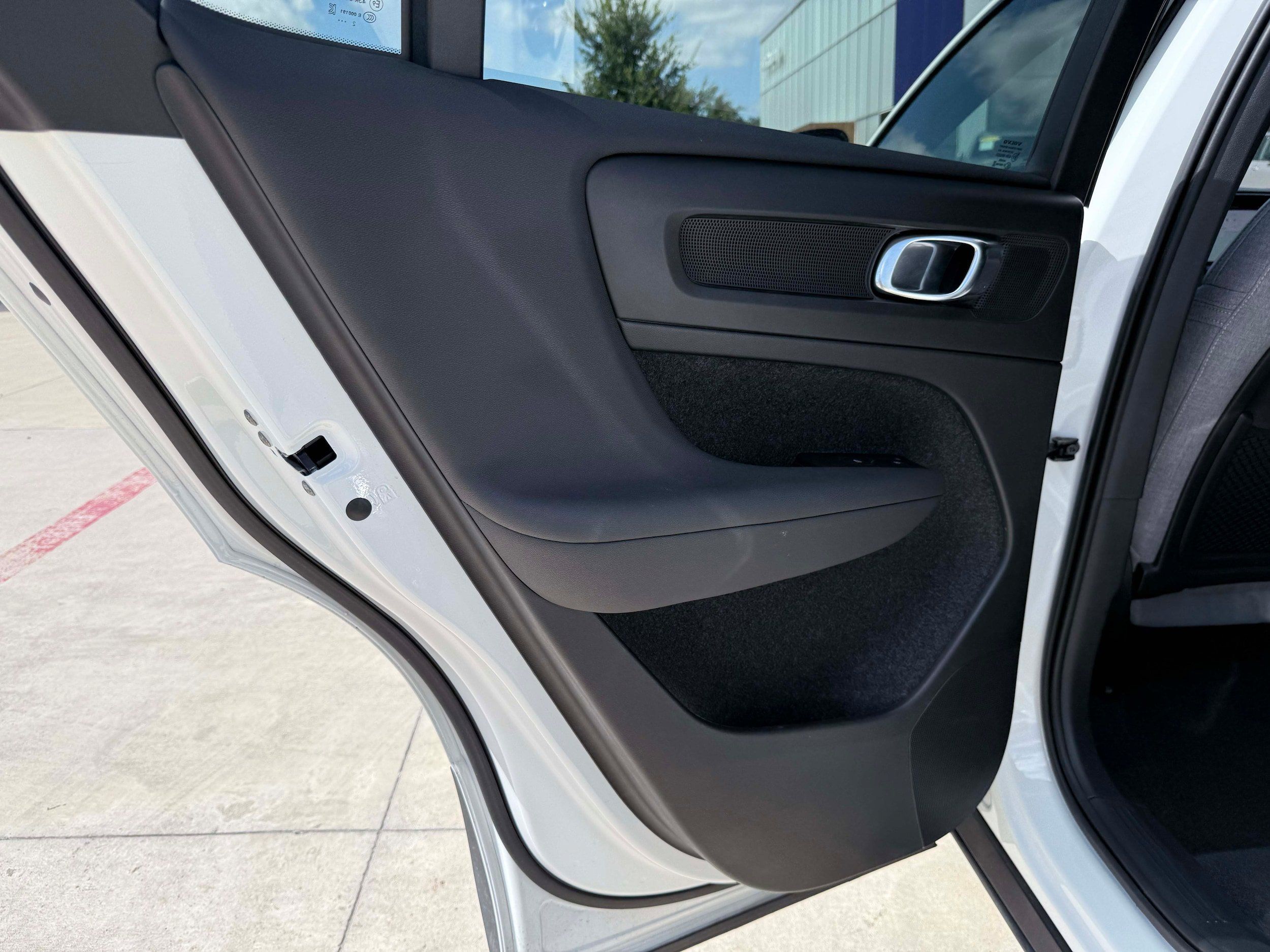 Certified 2023 Volvo C40 P8 Recharge Ultimate AWD/4WD image 14