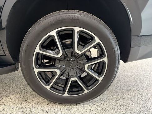 Used 2024 Chevrolet Tahoe RST w/ Luxury Package image 42