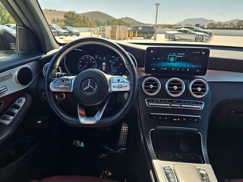 Used 2022 Mercedes-Benz GLC 300 image 18