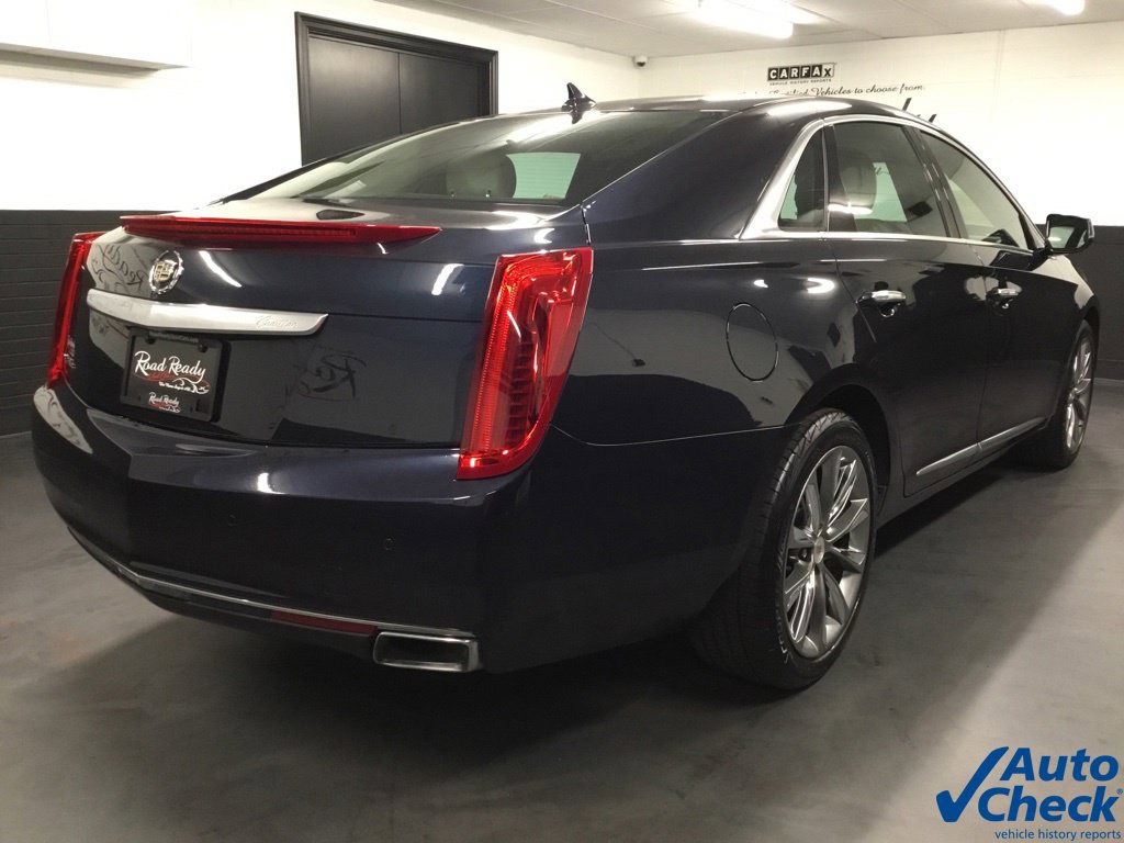 Used 2013 Cadillac XTS Luxury w/ Driver Awareness Package AWD/4WD image 10