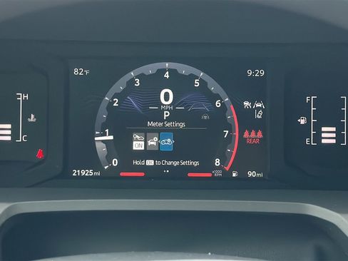 Used 2024 Toyota Tacoma SR5 AWD/4WD image 21