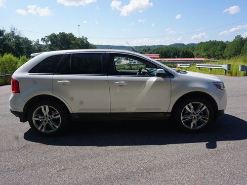 Used 2014 Ford Edge Limited w/ Equipment Group 301A FWD image 22