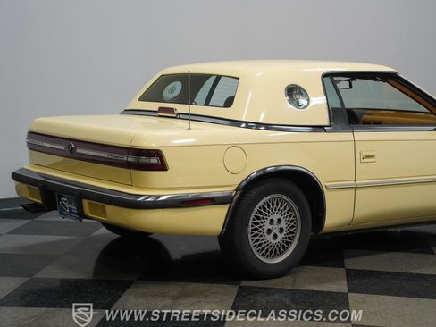 Used 1989 Chrysler TC by Maserati FWD image 25