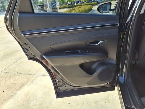 Used 2024 Hyundai Tucson SEL FWD image 17