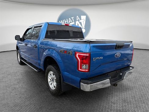 Used 2015 Ford F150 XLT w/ Trailer Tow Package image 6