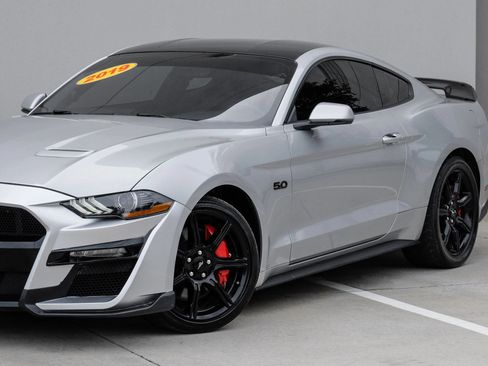 Used 2019 Ford Mustang GT Premium w/ Carbon Sport Interior Package RWD image 8