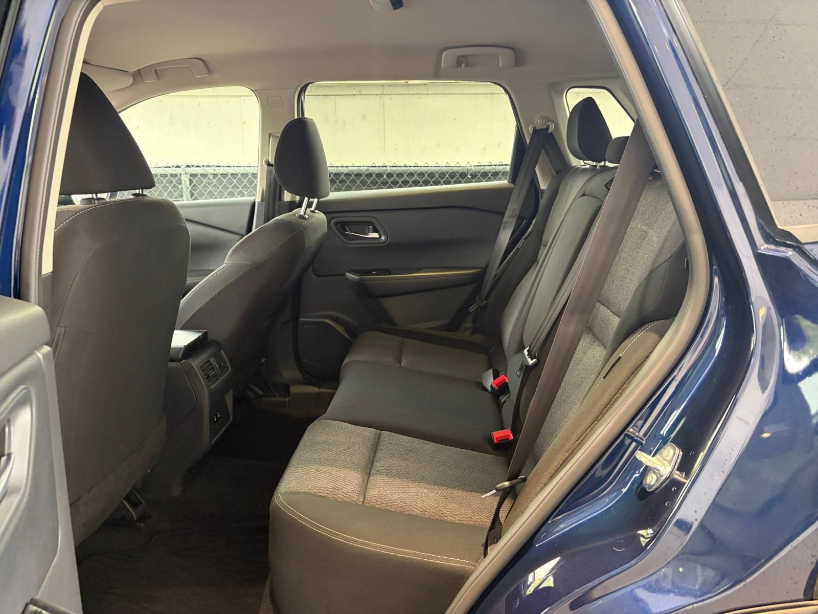 Used 2025 Nissan Rogue SV AWD/4WD image 26