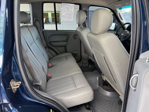 Used 2005 Jeep Liberty Renegade w/ Luxury Group AWD/4WD image 24