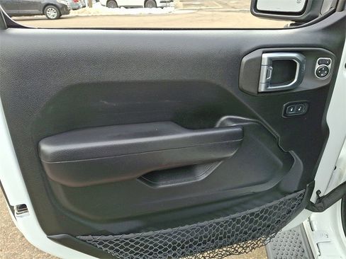 Used 2019 Jeep Wrangler Unlimited Sport S image 14