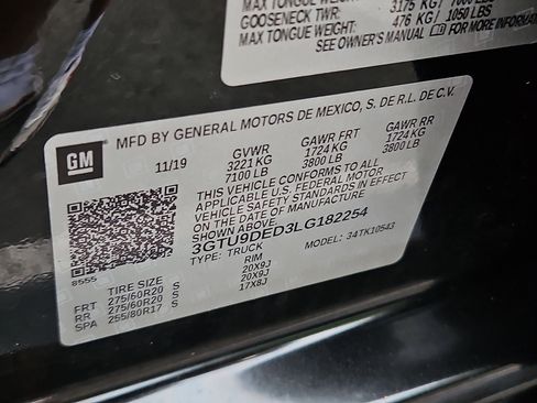 Used 2020 GMC Sierra 1500 SLT w/ SLT Convenience Package AWD/4WD image 26