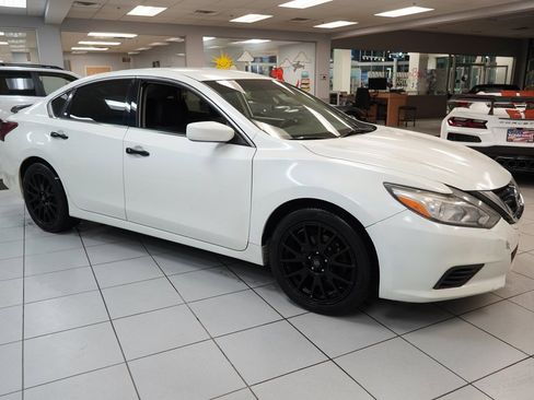 Used 2016 Nissan Altima 2.5 S w/ Power Driver Seat Package image 13