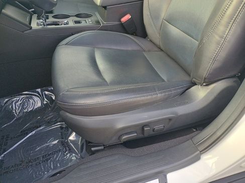 Used 2018 Subaru Outback 2.5i Limited image 13