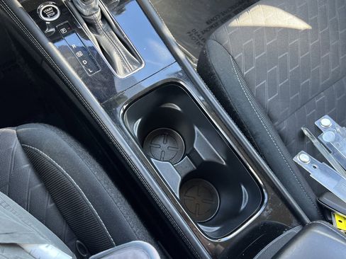 Used 2024 Nissan Kicks SV w/ Interior Electronics Package image 11